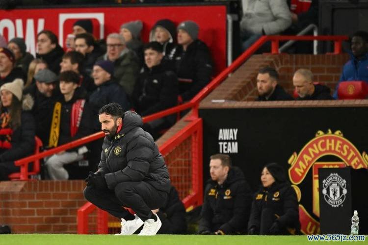 阿莫林因公开批评管理层被解雇，弗格森后曼联仍陷混乱